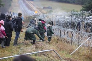Read more about the article Flüchtlingsdrama an der polnisch- belarussischen Grenze: Anzuklagen sind Lukaschenko und die EU!